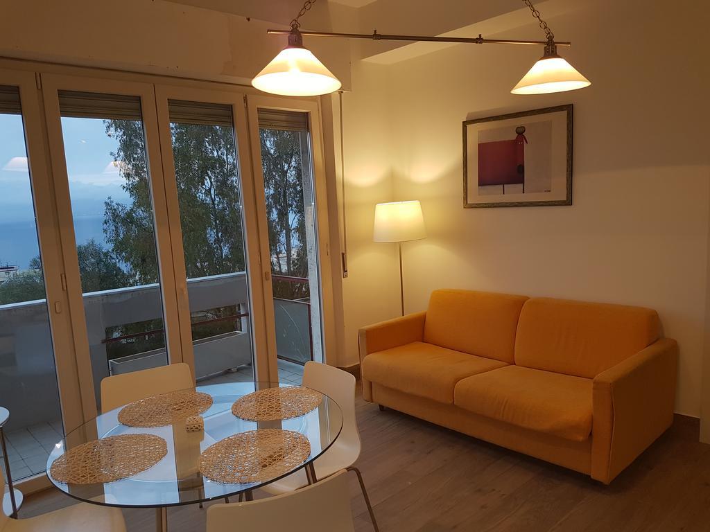 Vista Sullo Stretto Apartment Reggio Calabria Exterior photo